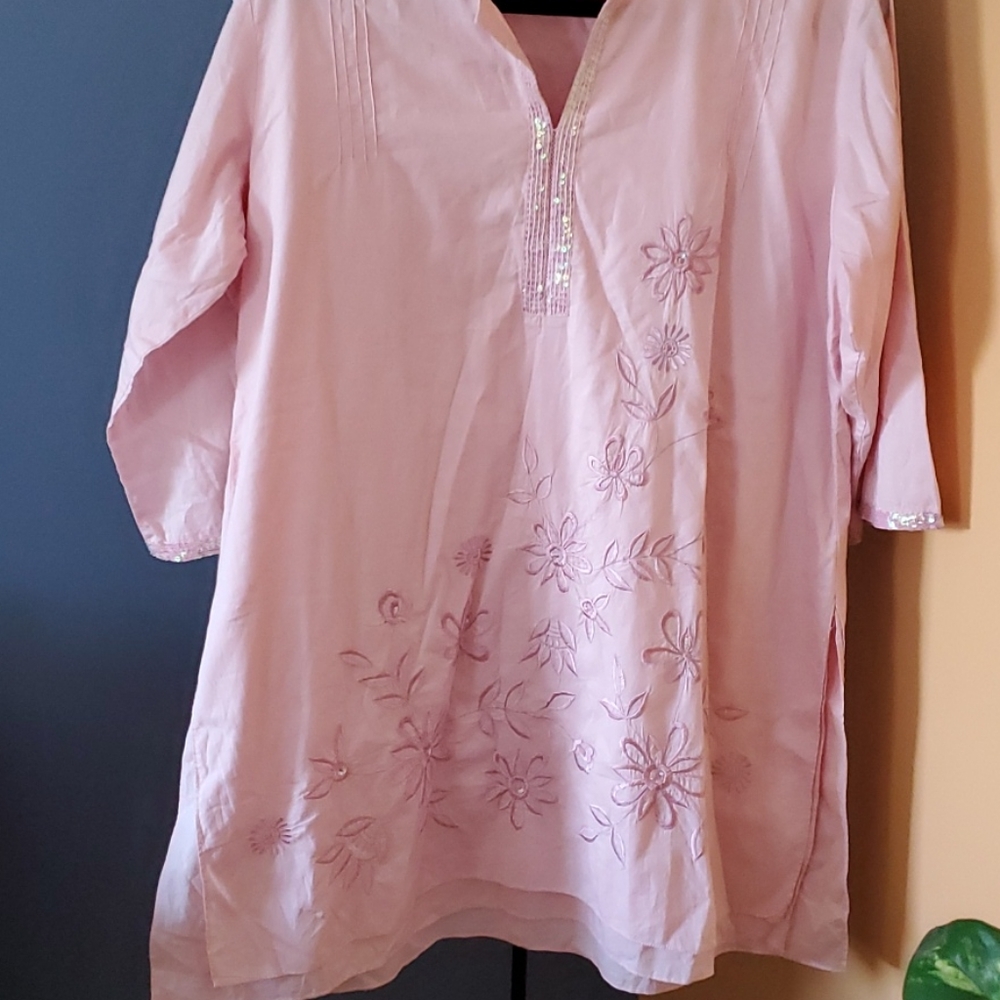 Woman top